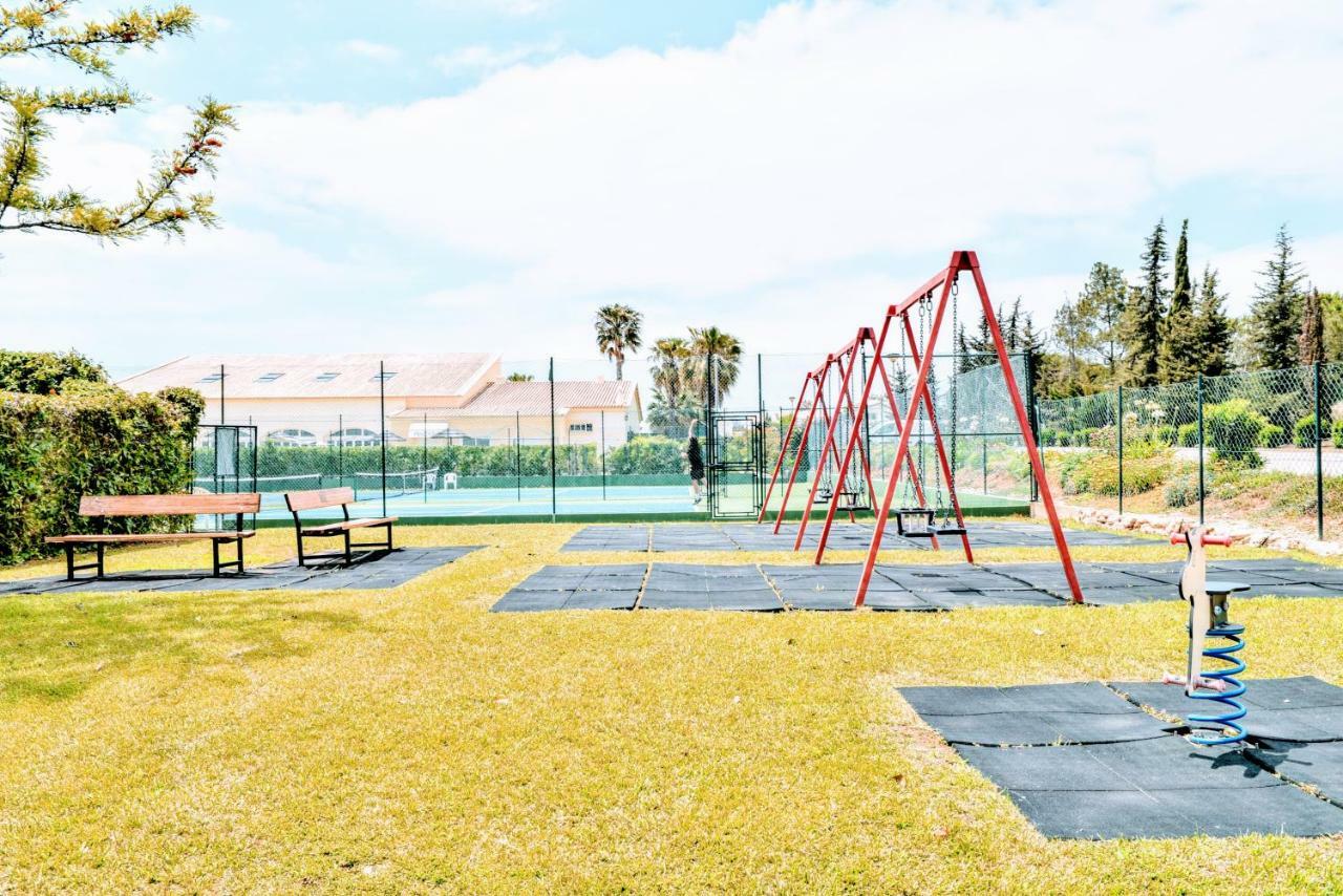 Cool Country Club Apt Portimao Apartment Luaran gambar